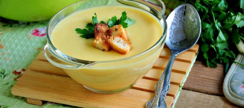 пире од супа од тиквички за пиење диета
